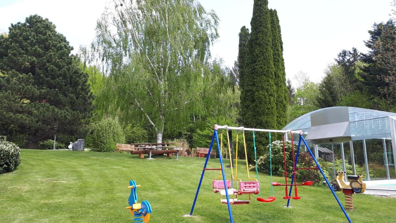 מונדסי Pension Irlingerhof מראה חיצוני תמונה